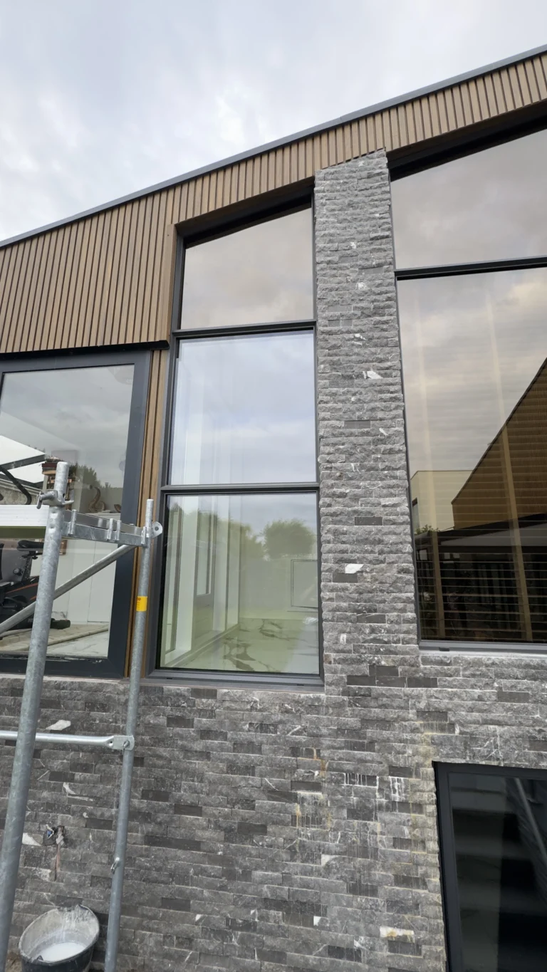 Okna aluminiowe w Holandii NEODOM ? Maciej Bury